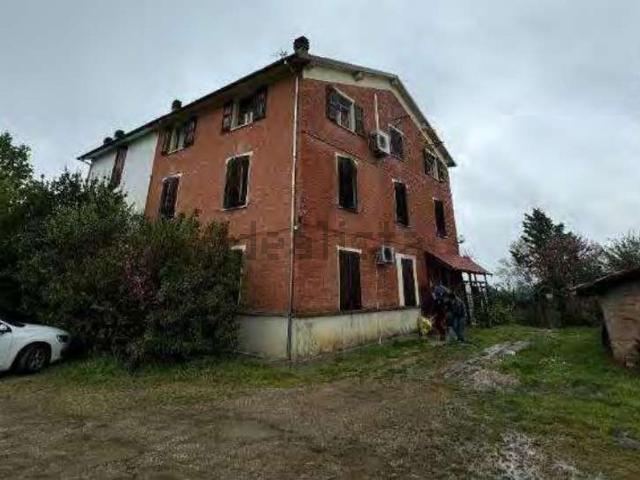 Appartamento in vendita a Nuovo Circondario Imolese, Medicina