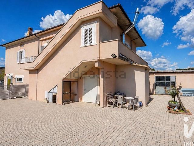 Appartamento in vendita a Piane, Falerone