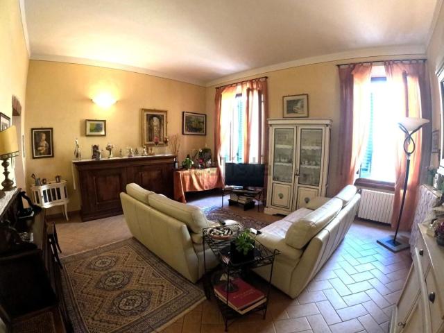 Appartamento in vendita a Centro, Poggibonsi