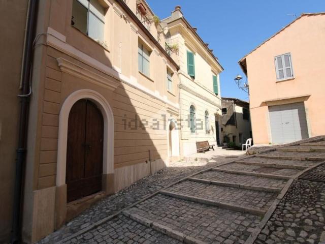 Appartamento in vendita a Roccantica, Rieti