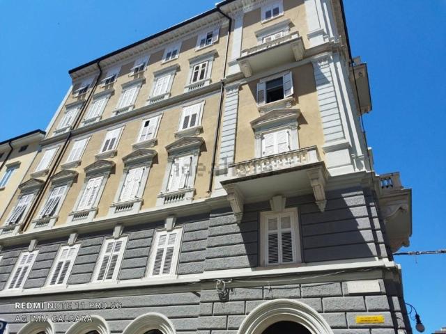 Appartamento in vendita a Città Nuova-Barriera Nuova-San Vito-Città Vecchia, Villa Opicina