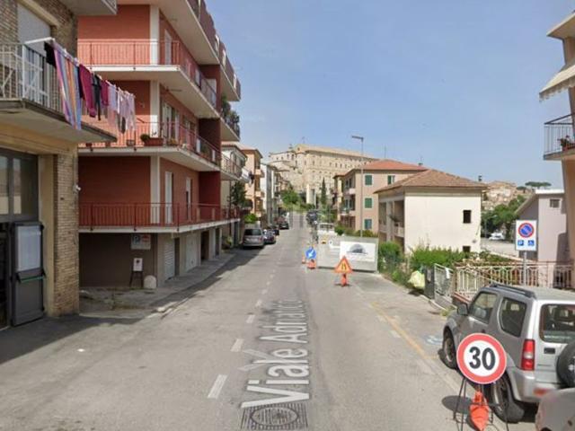 Appartamento in vendita a Porta Pesa, Marche