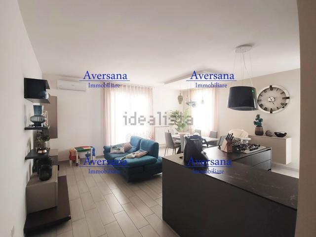 Appartamento in vendita a Lusciano, Campania