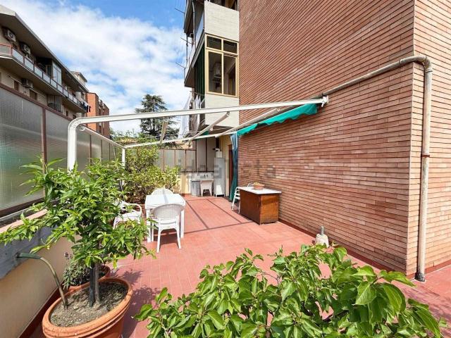 Appartamento in vendita a Quartiere 4, Firenze