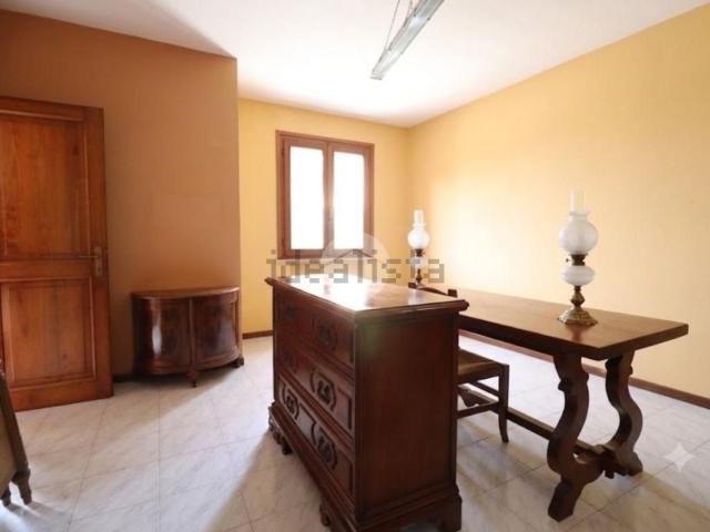 Appartamento in vendita a Roncoferraro, Lombardia