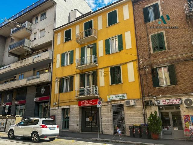 Appartamento in vendita a Campobasso, Molise