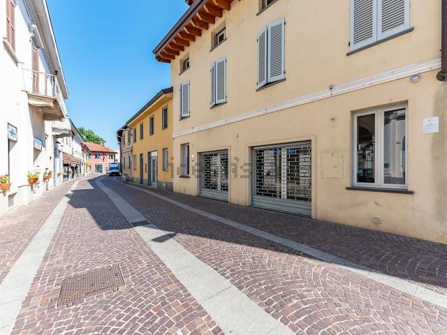 Appartamento in vendita a Lainate, Milano