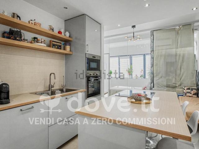 Appartamento in vendita a Como, Lombardia
