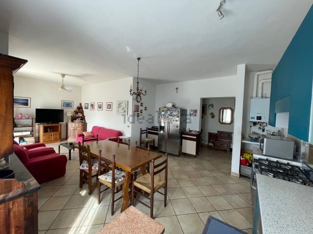 Appartamento in vendita a Montebello, Cenerente
