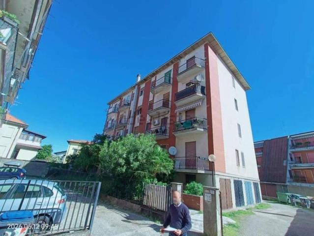 Appartamento in vendita a Cerano, Novara