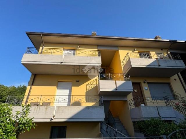 Appartamento in vendita a Vallefoglia, Marche