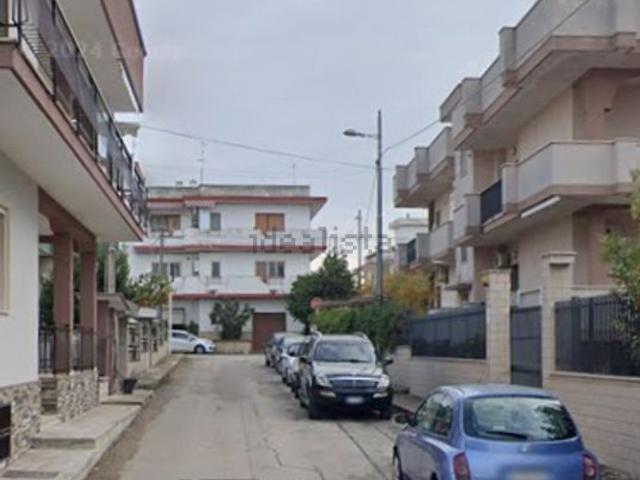 Appartamento in vendita a Crispiano, Taranto
