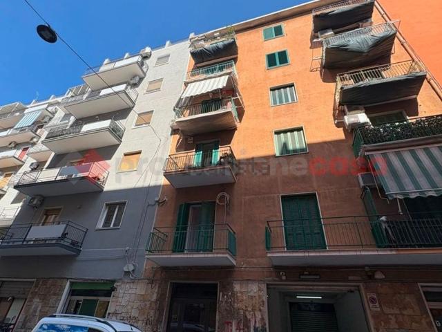 Appartamento in vendita a Municipio 2, Puglia