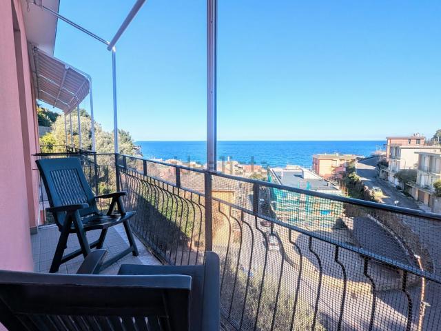 Appartamento in vendita a Laigueglia, Savona