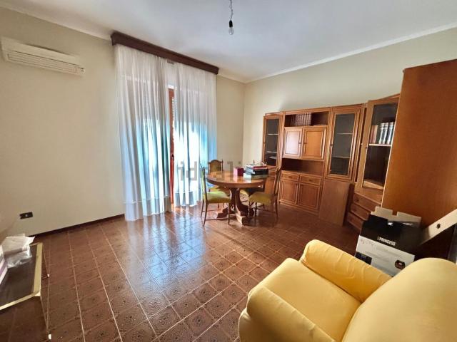 Appartamento in vendita a Robbio, Lombardia