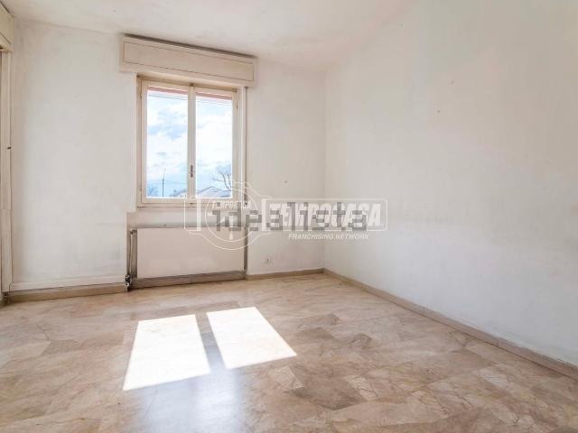Appartamento in vendita a Gorla Maggiore, Lombardia