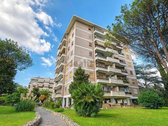 Appartamento in vendita a Torrino, Roma