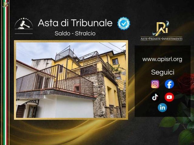 Appartamento in vendita a Piano di Collecchia, Fivizzano