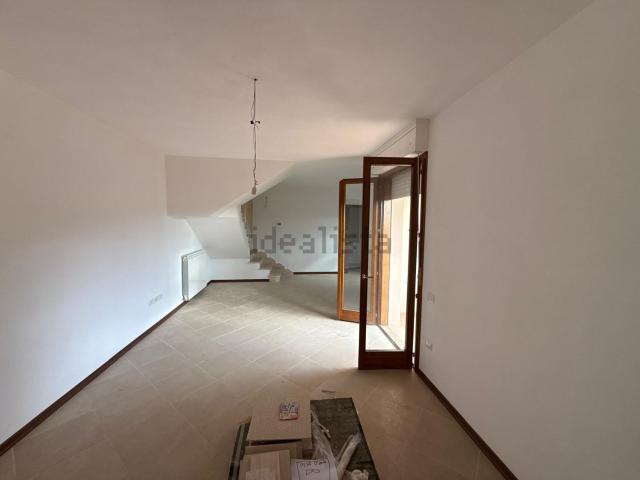 Appartamento in vendita a Bivio Di Ravi, Toscana