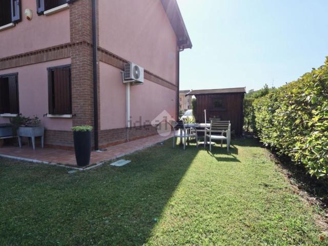 Appartamento in vendita a Massenzatico, Re