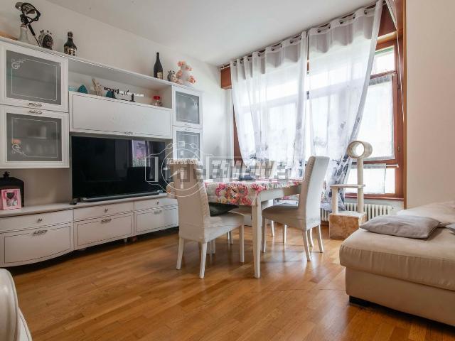 Appartamento in vendita a Camerlata, Como