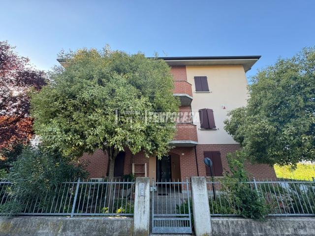 Appartamento in vendita a Solara, Bomporto
