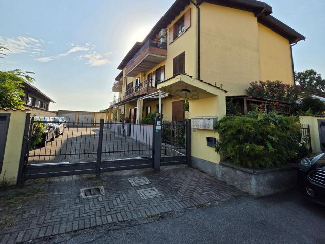 Appartamento in vendita a Crespiatica, Lodi