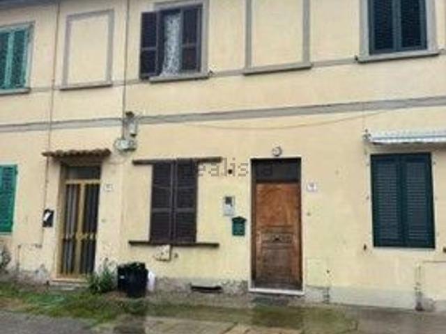 Appartamento in vendita a Prato, Toscana