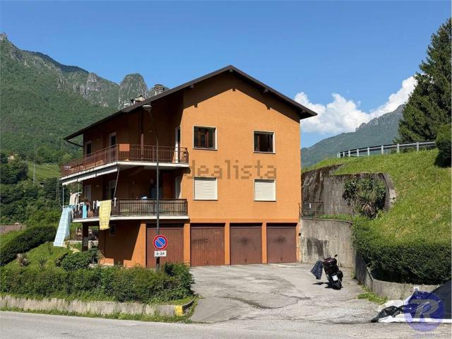 Appartamento in vendita a Comunità Montana della Valle Brembana, San Giovanni Bianco