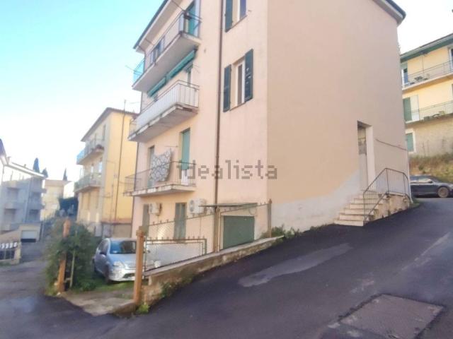 Appartamento in vendita a Sant'Erminio, Cenerente