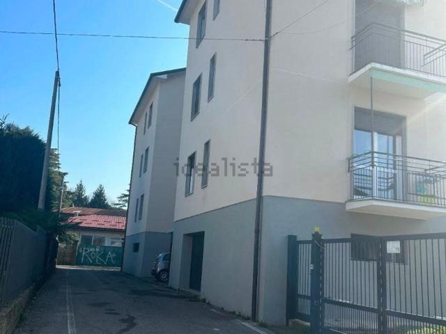 Appartamento in vendita a Cascina Ronco, Vedano Olona