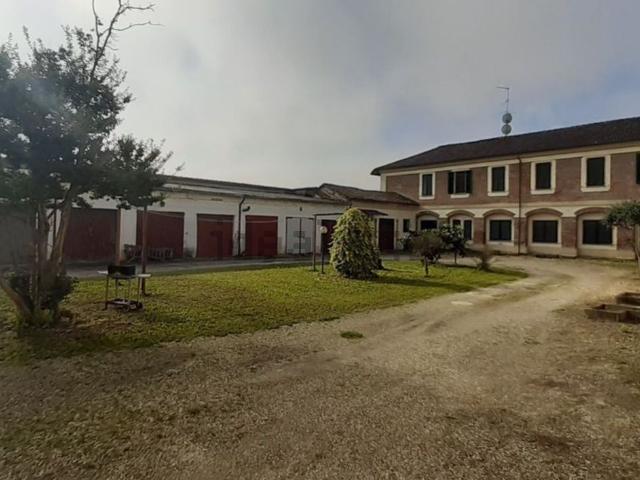 Appartamento in vendita a Sannazzaro De' Burgondi, Lombardia