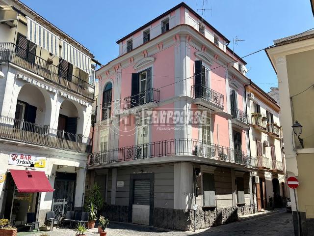 Appartamento in vendita a Borgo San Lorenzo, Aversa