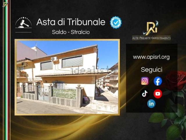 Appartamento in vendita a Adrano, Sicilia