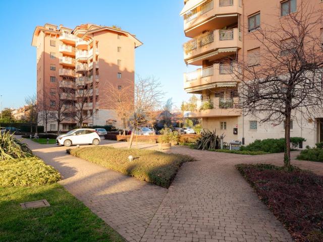 Appartamento in vendita a Rovagnasco, Segrate