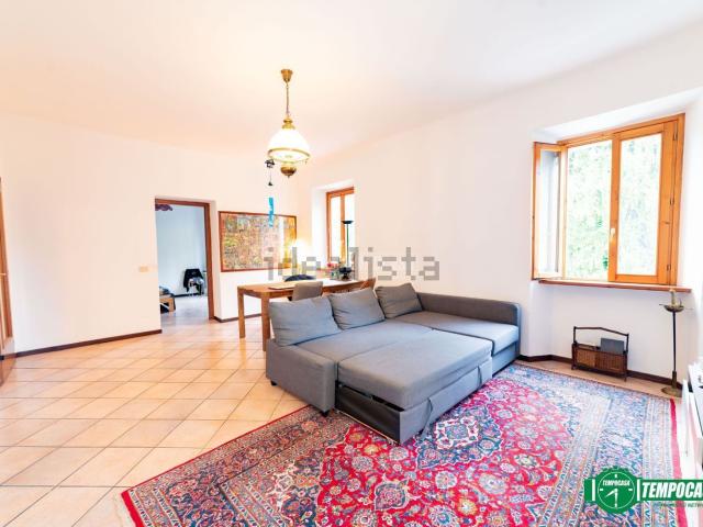 Appartamento in vendita a Meina, Novara