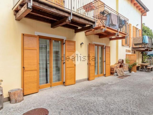 Appartamento in vendita a Comunità Montana Parco Alto Garda bresciano, Tremosine