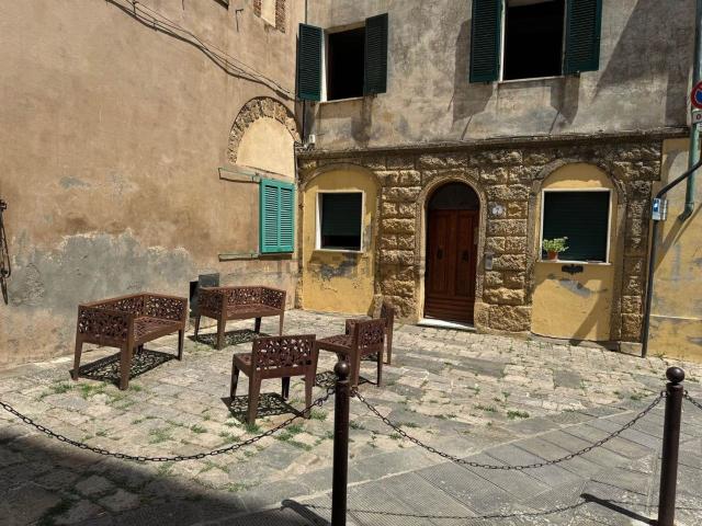 Appartamento in vendita a Pomarance, Pisa