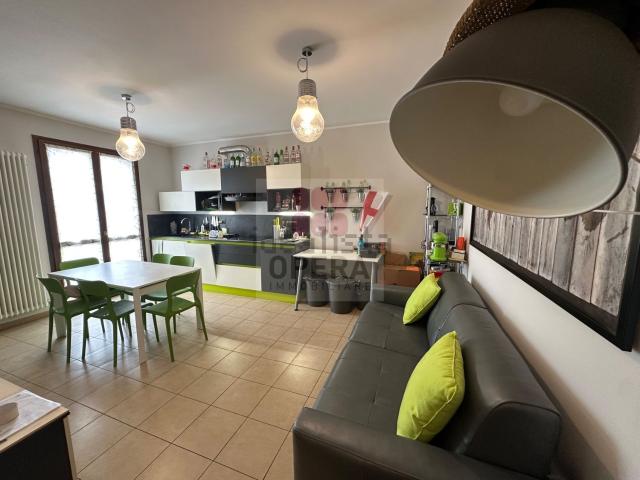 Appartamento in vendita a Carrara, Marche