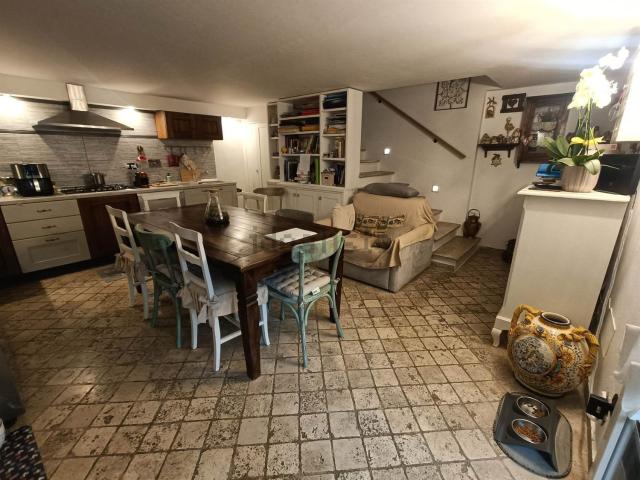 Appartamento in vendita a Cecina, Toscana