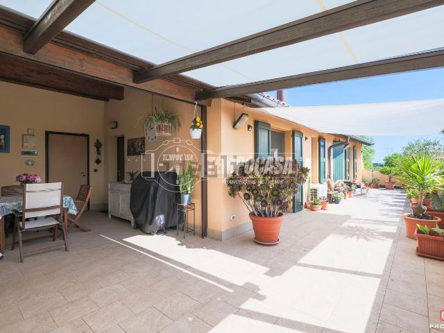 Appartamento in vendita a Mirandola, San Lazzaro