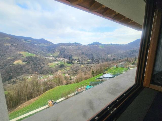 Appartamento in vendita a Comunità Montana della Valle Brembana, Algua