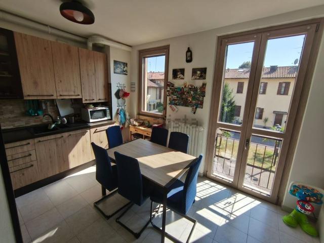 Appartamento in vendita a Casorate Primo, Pavia
