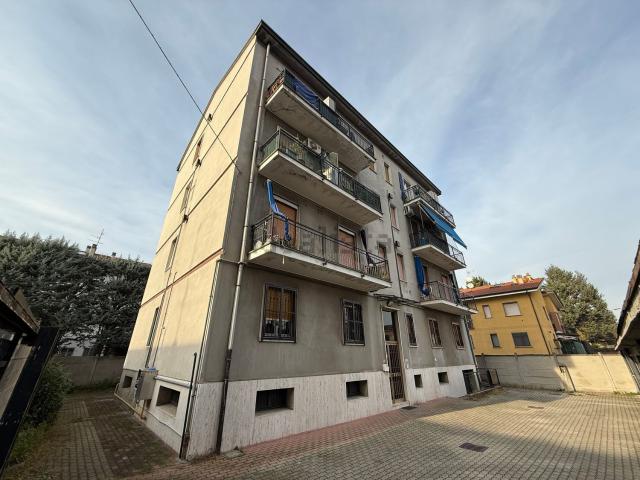 Appartamento in vendita a Limbiate, Lombardia