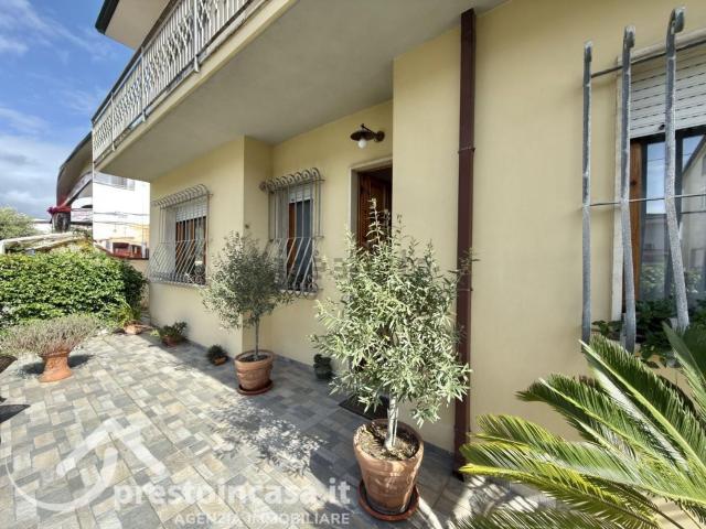 Appartamento in vendita a Viareggio, Toscana