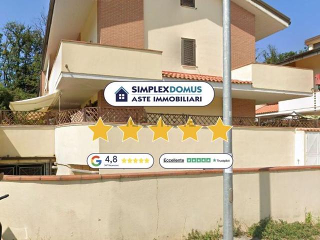 Appartamento in vendita a Collesalvetti, Toscana
