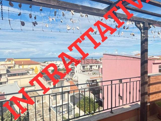 Attico in vendita a Rometta, Sicilia