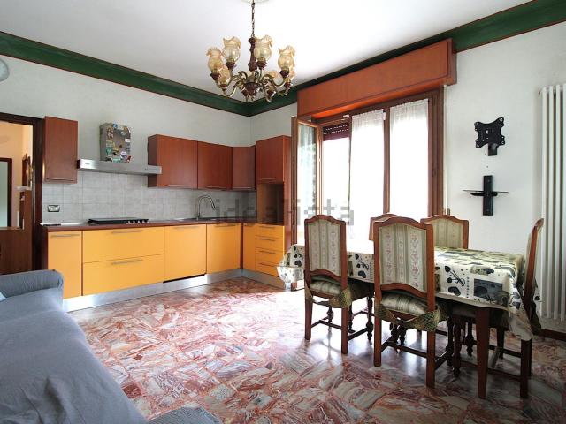 Appartamento in vendita a Fidenza, Parma