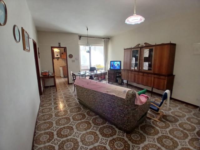 Appartamento in vendita a Luni, Liguria