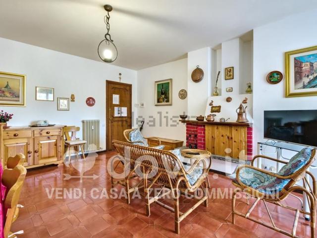 Appartamento in vendita a Moggio, Lombardia